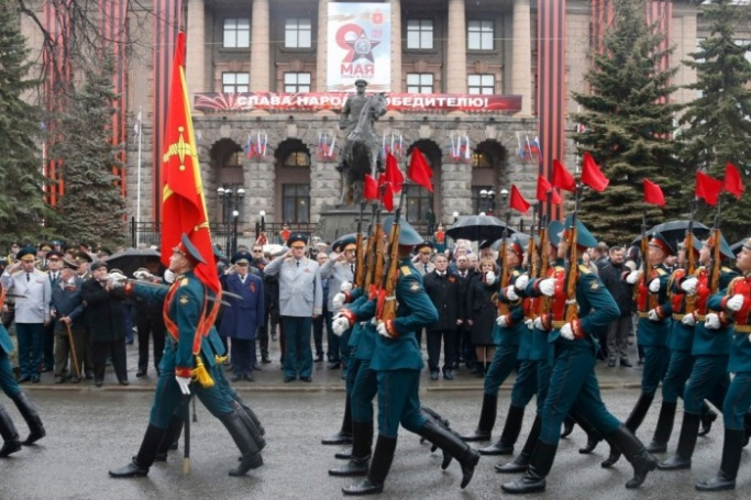 Картинки возложение венков к памятнику