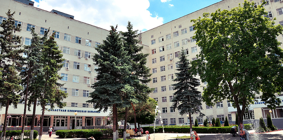 366 медработников трудятся в ковидном моногоспитале
