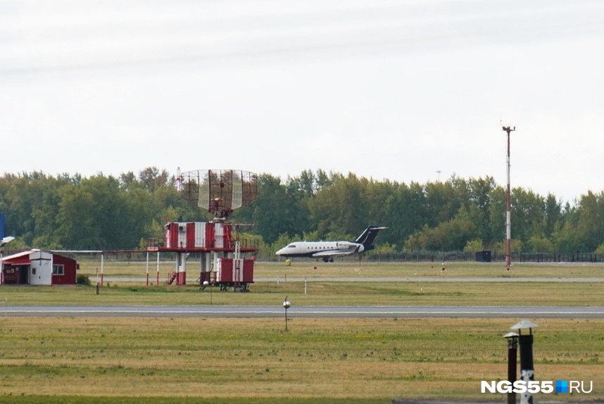 Самолёт готов к отправке Навального в Германию Самолёт готов к отправке Навального в Германию