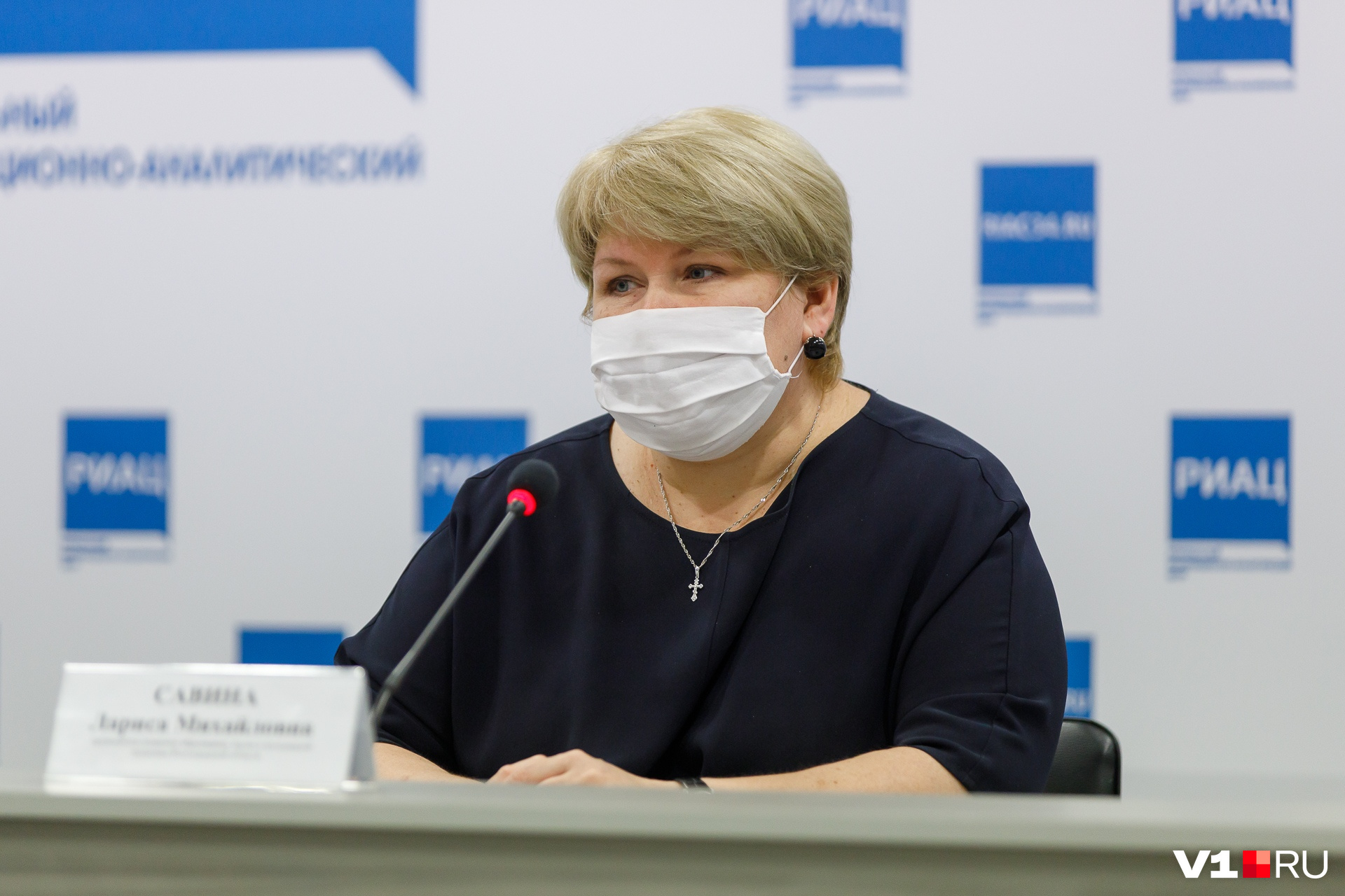 По словам Ларисы Савиной, школьников не собираются переводить на дистант По словам Ларисы Савиной, школьников не собираются переводить на дистант