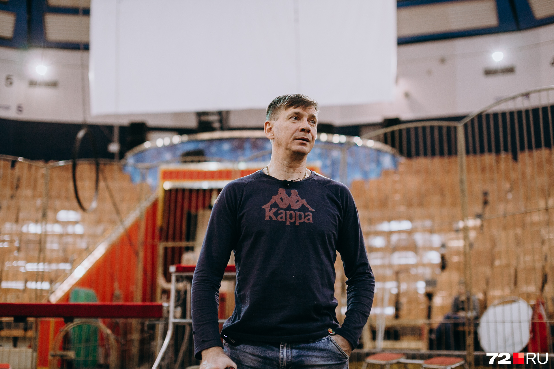 Виталий честно признался: самое сложное в его работе — репетиции. Во время выступлений, когда всё отточено до мелочей, он просто наслаждается реакцией публики Виталий честно признался: самое сложное в его работе — репетиции. Во время выступлений, когда всё отточено до мелочей, он просто наслаждается реакцией публики