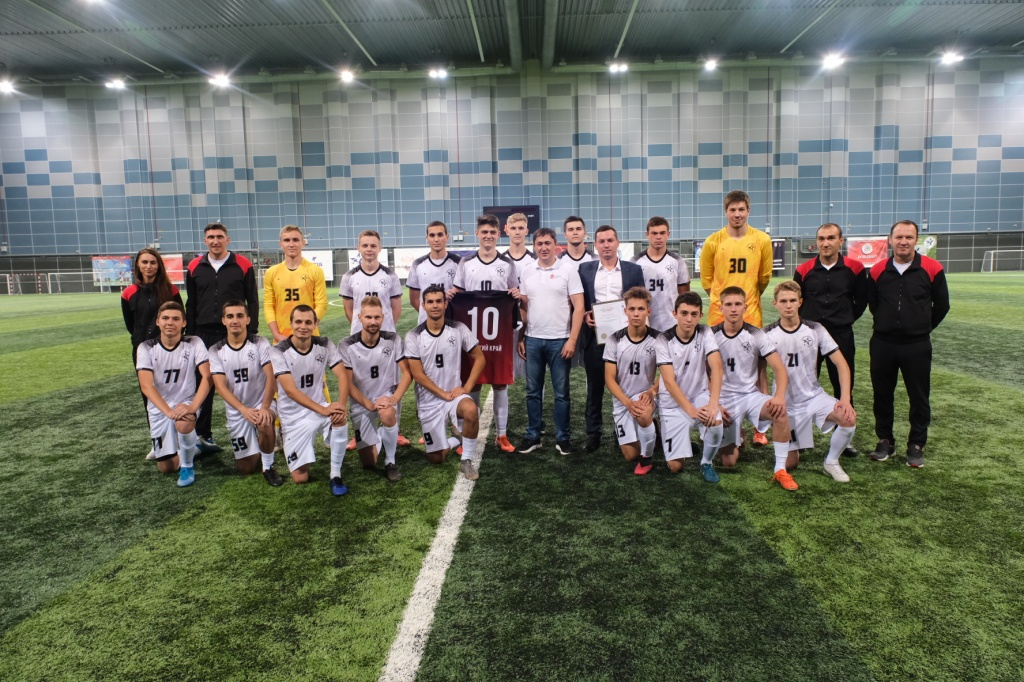 6 августа Пермь официально <a href="https://59.ru/text/sport/69408619/" target="_blank" class="_">вернула «Амкар»</a>: это имя получила молодежная футбольная команда «Академия» 6 августа Пермь официально <a href="https://59.ru/text/sport/69408619/" target="_blank" class="_">вернула «Амкар»</a>: это имя получила молодежная футбольная команда «Академия»