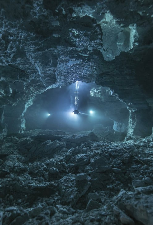 Ординская пещера — самая длинная гипсовая подводная пещера в мире. Общая протяженность всех гротов составляет свыше пяти километров