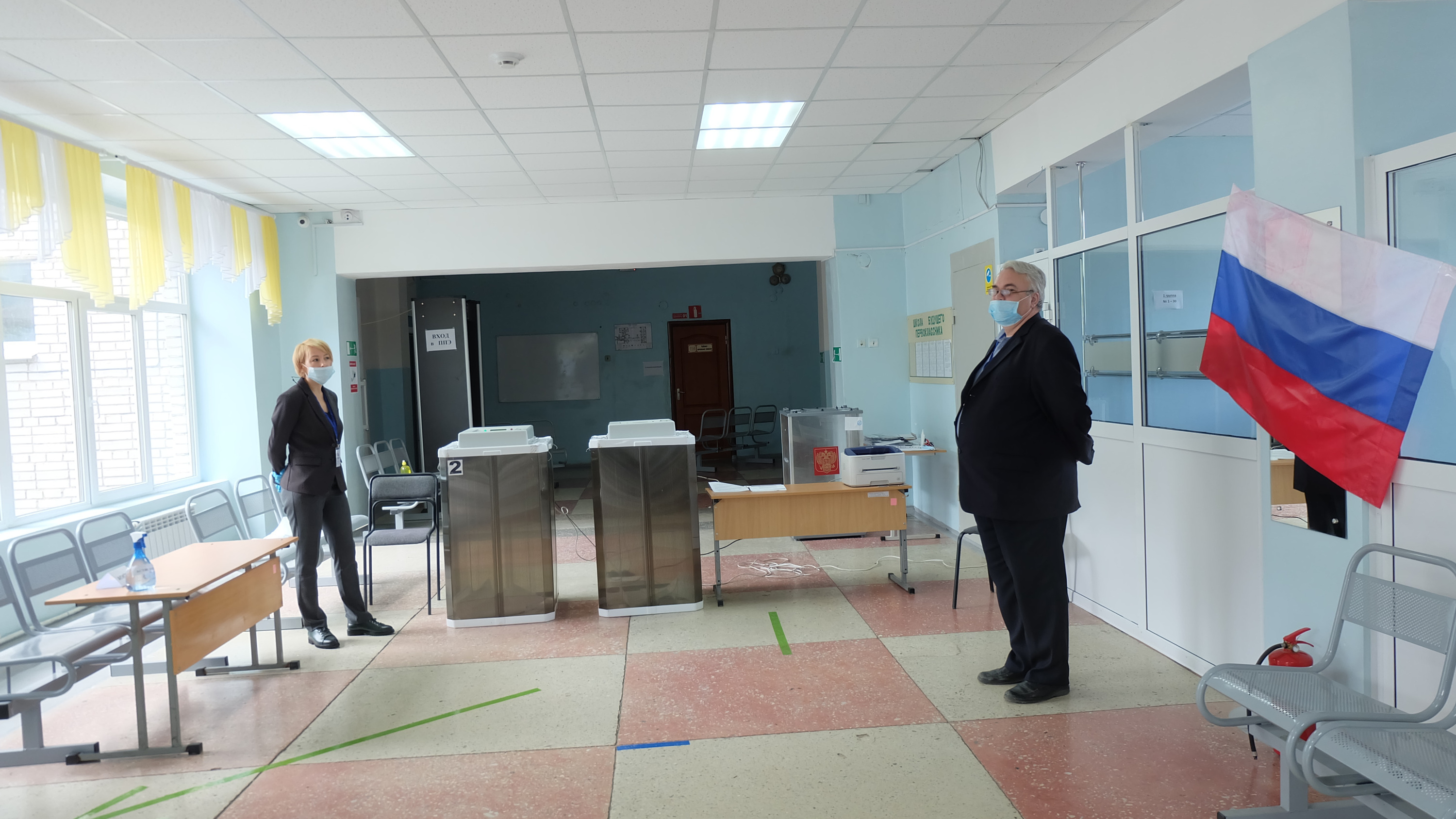 В Зауралье пришедшим на голосование по изменениям в Конституции дарят сертификаты на 500 рублей