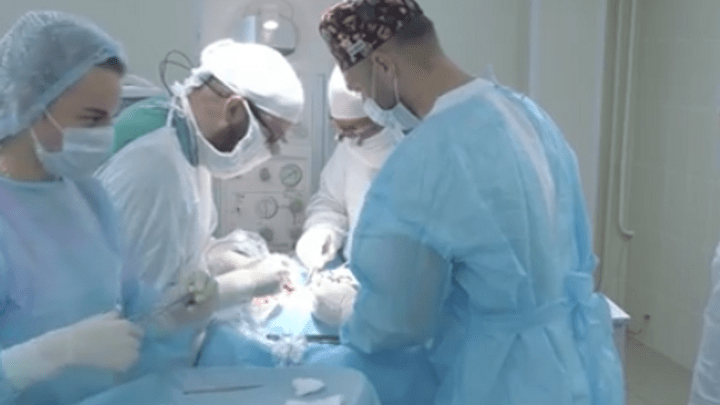 Кемеровские нейрохирурги спасли жизнь младенцу из Горно-Алтайска