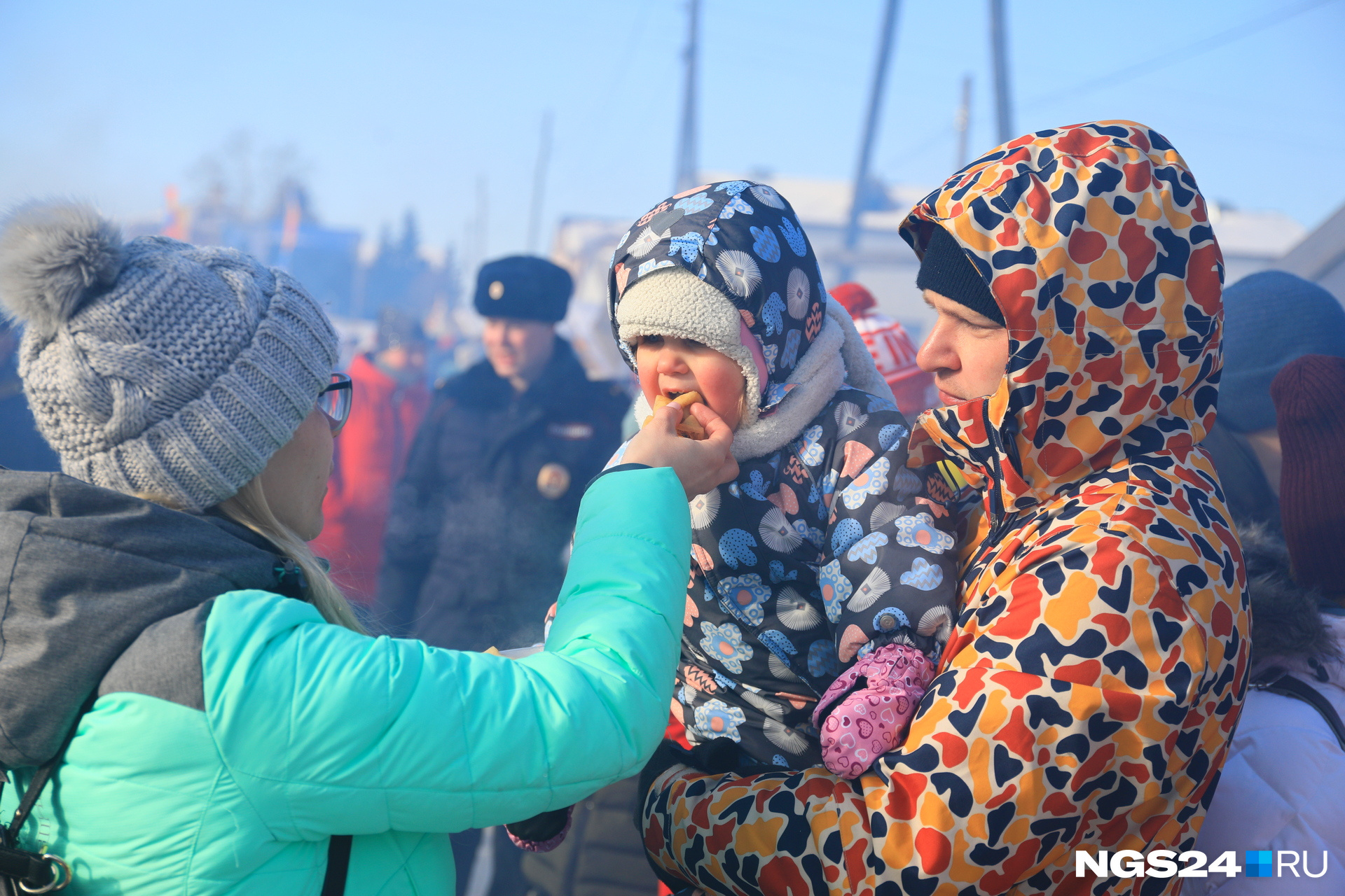 Первым делом — покушать блинцов