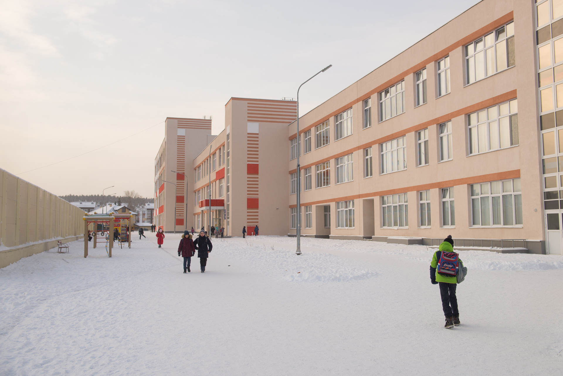Первый образовательный центр находится недалеко от нового дома Первый образовательный центр находится недалеко от нового дома