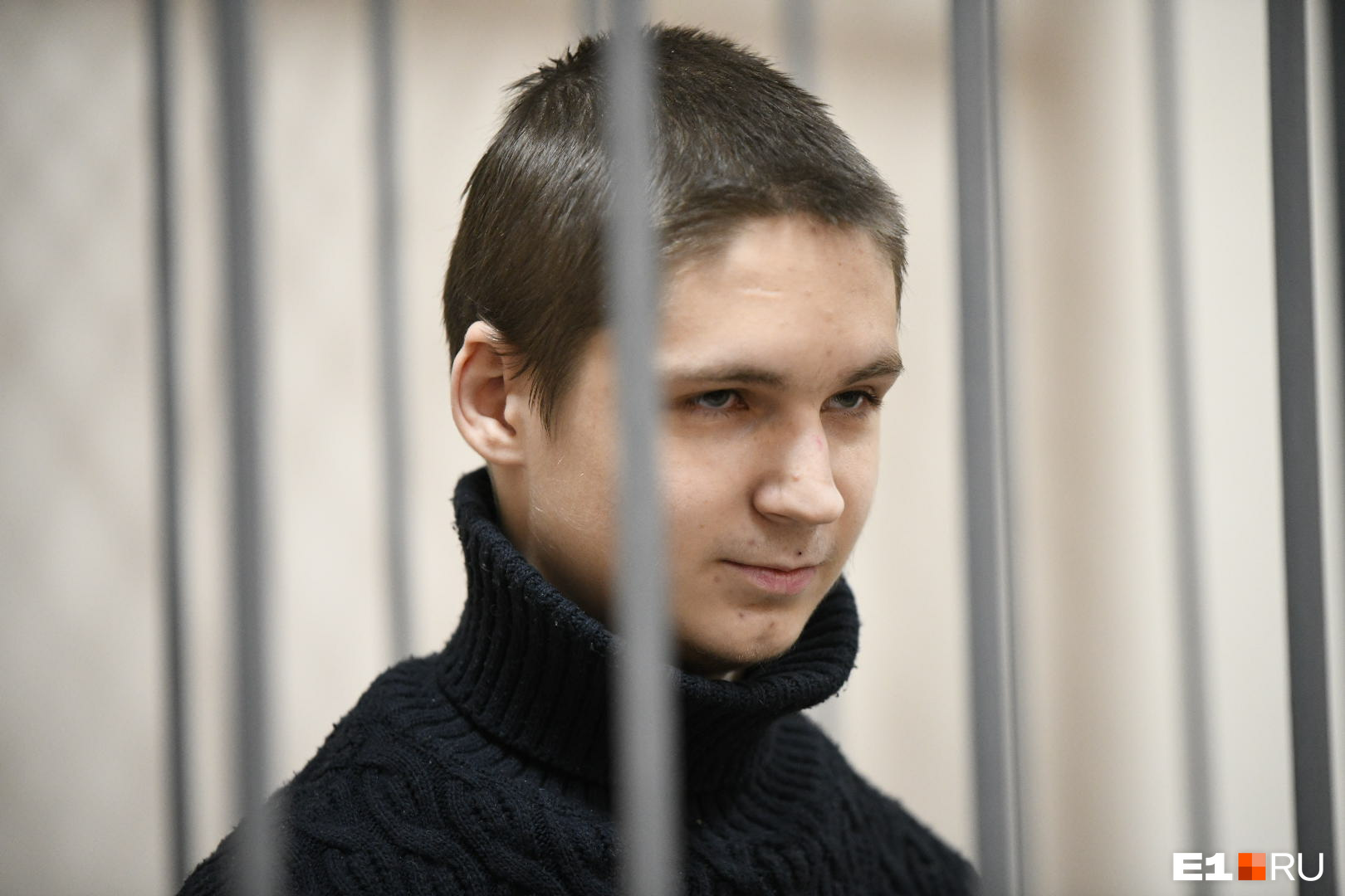 Льва Романова арестовали и посадили в СИЗО сразу после гибели девочки. А спустя несколько месяцев отпустили