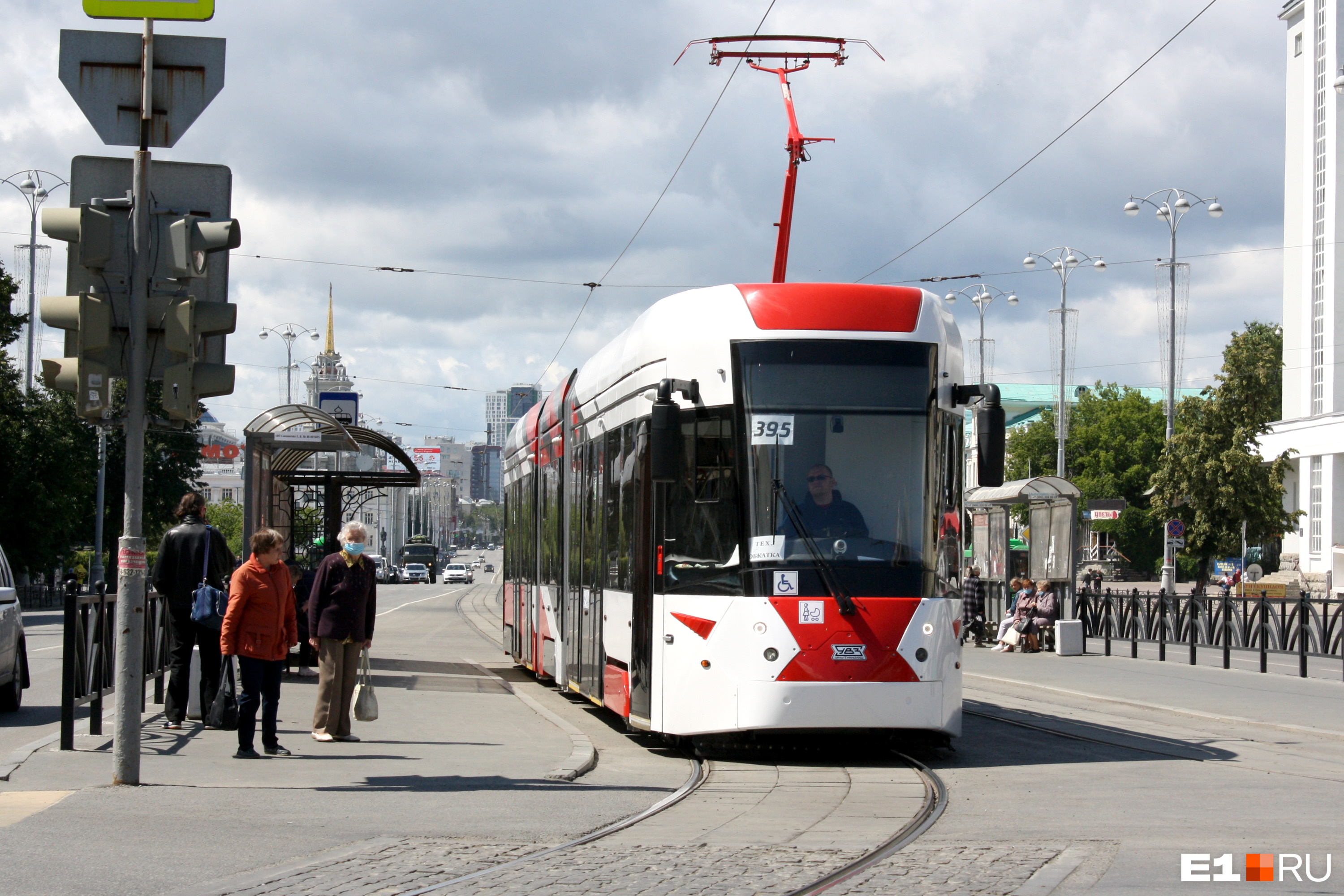 Вагон за 160 миллионов: Екатеринбургу одобрили покупку новых трамваев для ветки в Академический
