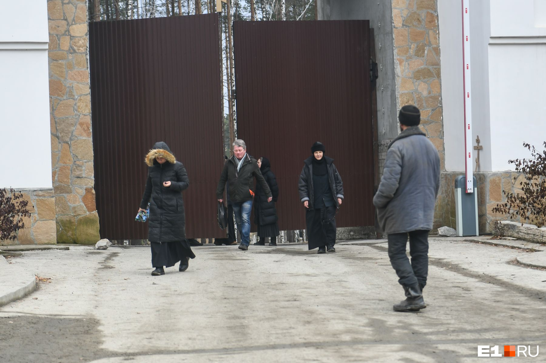 За последние полгода в монастыре участились проверки За последние полгода в монастыре участились проверки