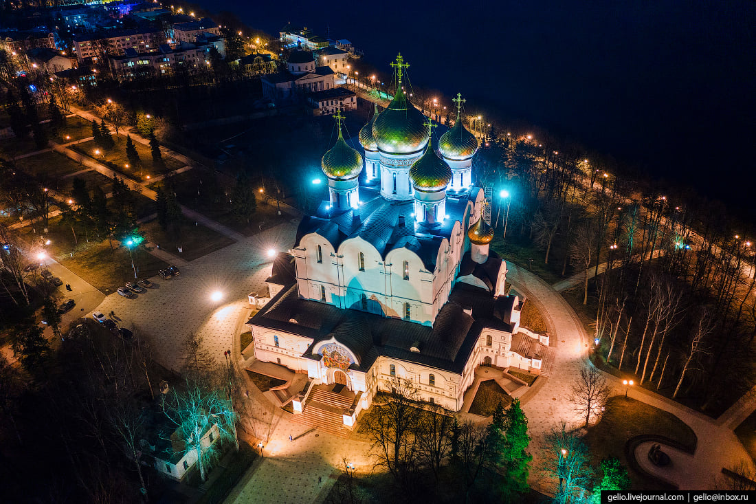 Фотографу понравился Успенский собор Фотографу понравился Успенский собор