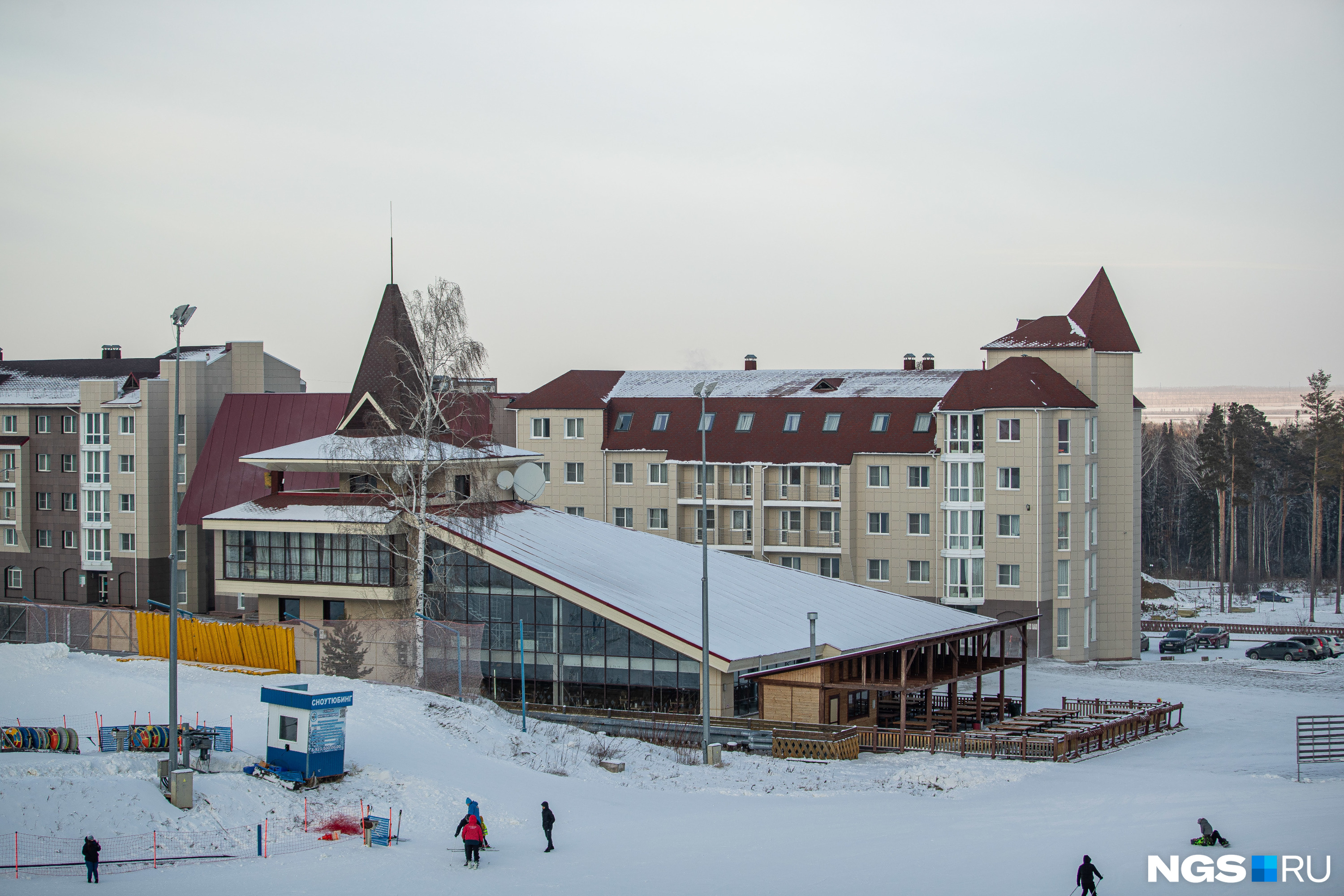 Фото таная. Санаторий Танай. Горнолыжный курорт Танай Кемеровская область. Новосибирск курорт Танай. Танай горнолыжный комплекс 2022.