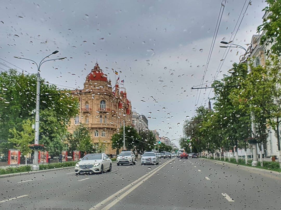 Дождь в ростове на дону фото