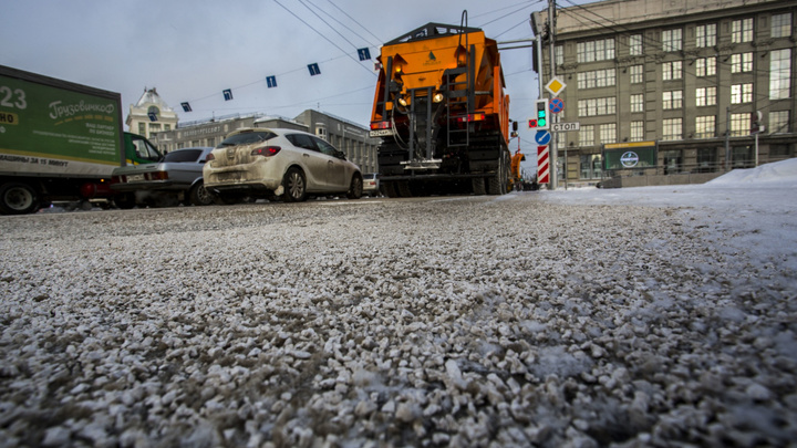 В городе всё-таки возможен белый снег: почему коммунальщикам Челябинска стоит отказаться от соли и песка