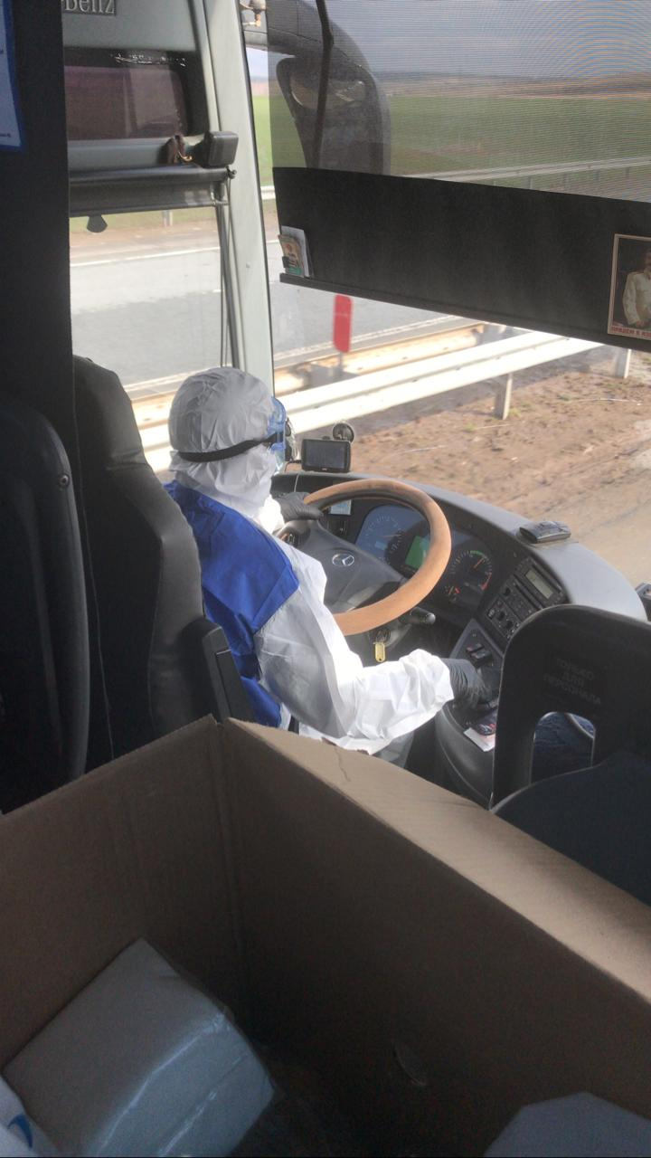 Водитель автобуса проедет в защитном костюме 7 часов, именно столько времени понадобится, чтобы доехать до Уфы