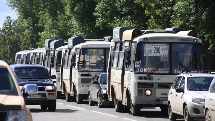 Жители Уфы раскритиковали власти за транспортную реформу: «Автобусы в миллионном городе — позорище просто»