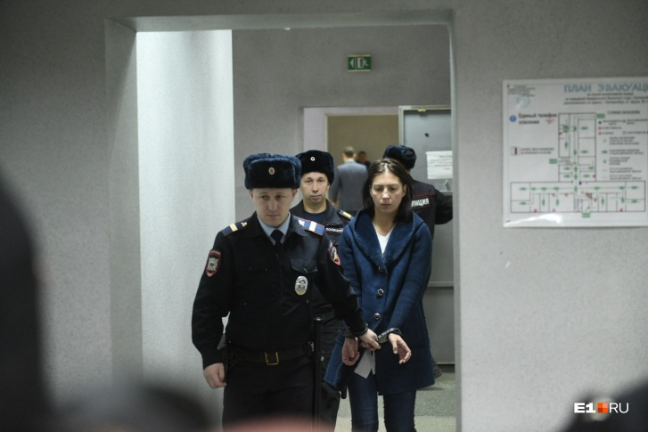 Екатерина Меньшикова оставила этот вопрос своему адвокату Екатерина Меньшикова оставила этот вопрос своему адвокату