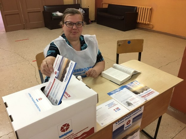 Волонтёров можно найти не только в Северодвинске, но и на избирательных участках Архангельска
