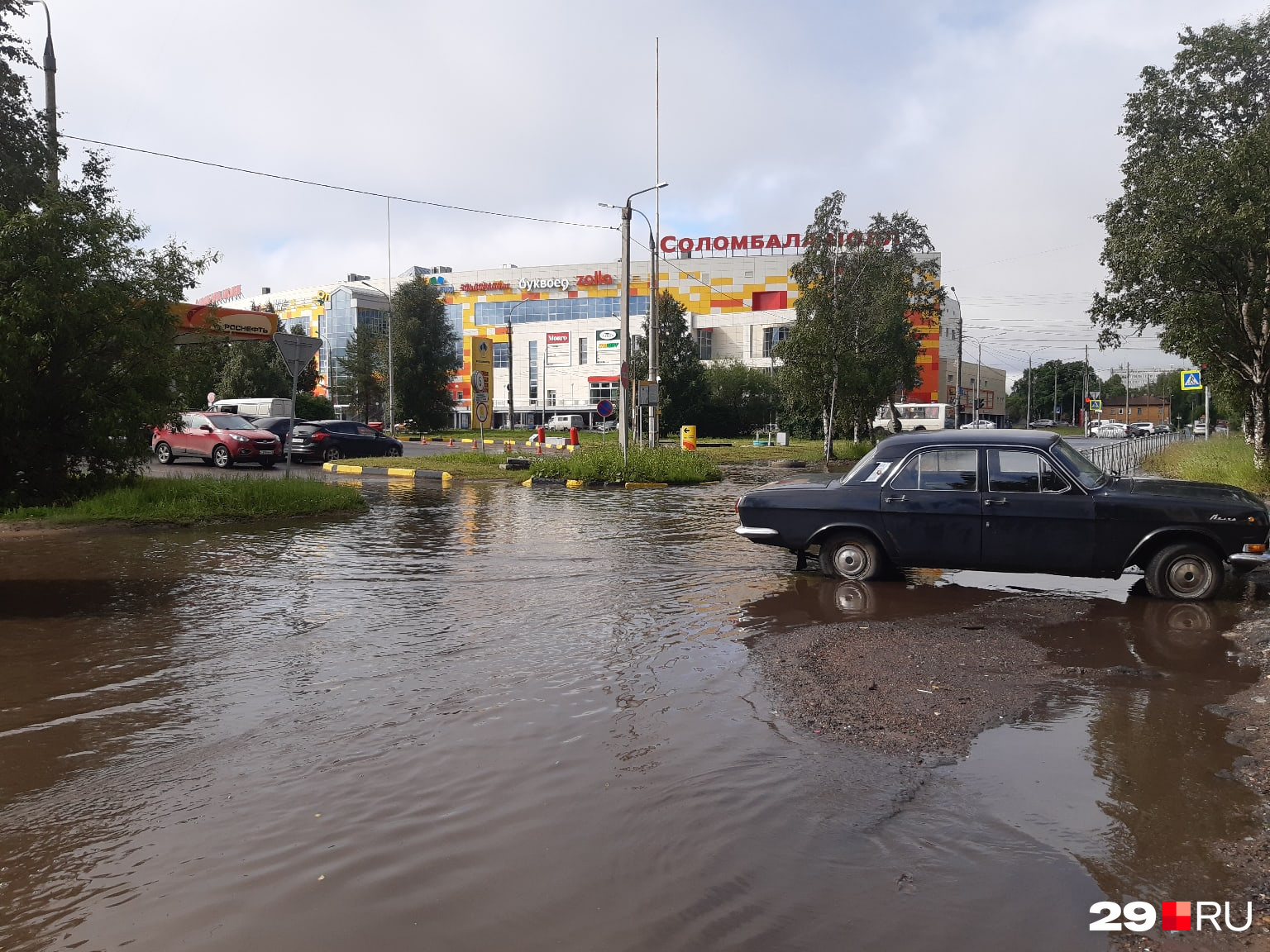 Тоже она, немного с другого ракурса Тоже она, немного с другого ракурса