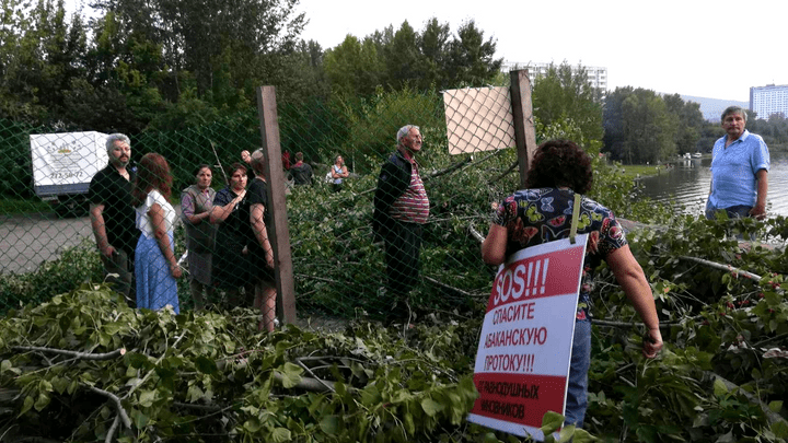 В Красноярске уничтожают зелёную зону на правом берегу