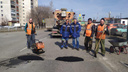 В Челябинске насчитали 67 дорожных участков, которые нуждаются в экстренном ремонте