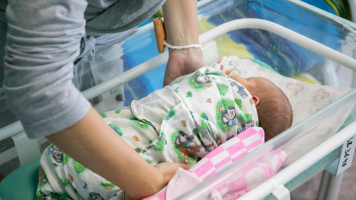 Медики посчитали новорожденных с коронавирусом в Красноярском крае