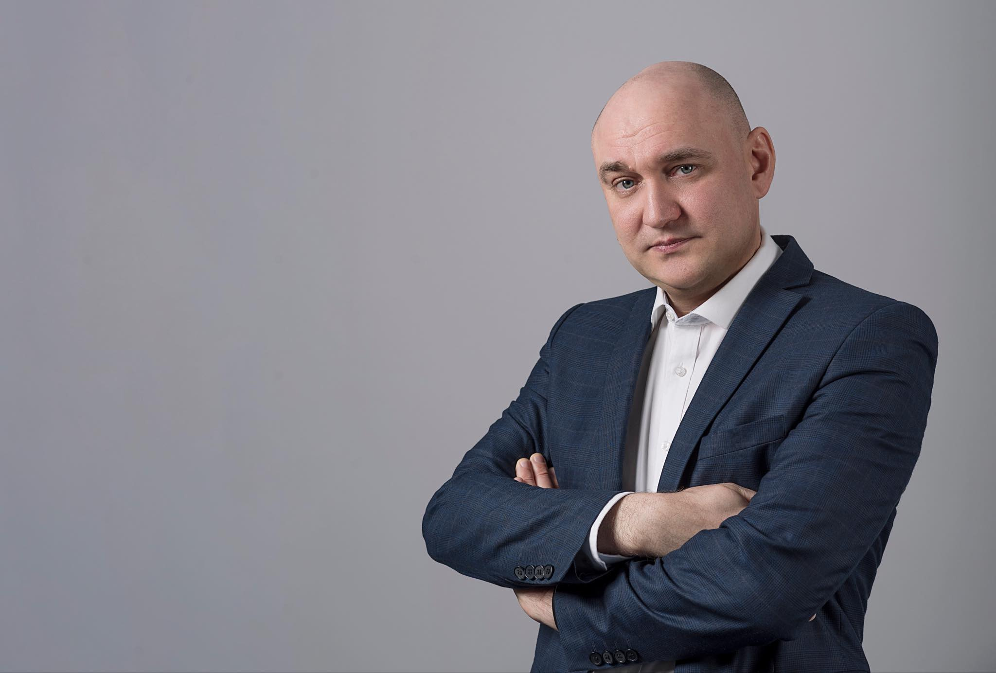 Денис Заикин подтверждает слова других экспертов: специфика нынешнего кризиса в том, что <a href="https://www.e1.ru/news/spool/news_id-69089101.html" target="_blank" class="_">под сокращение попадают и хорошие сотрудники</a> Денис Заикин подтверждает слова других экспертов: специфика нынешнего кризиса в том, что <a href="https://www.e1.ru/news/spool/news_id-69089101.html" target="_blank" class="_">под сокращение попадают и хорошие сотрудники</a>
