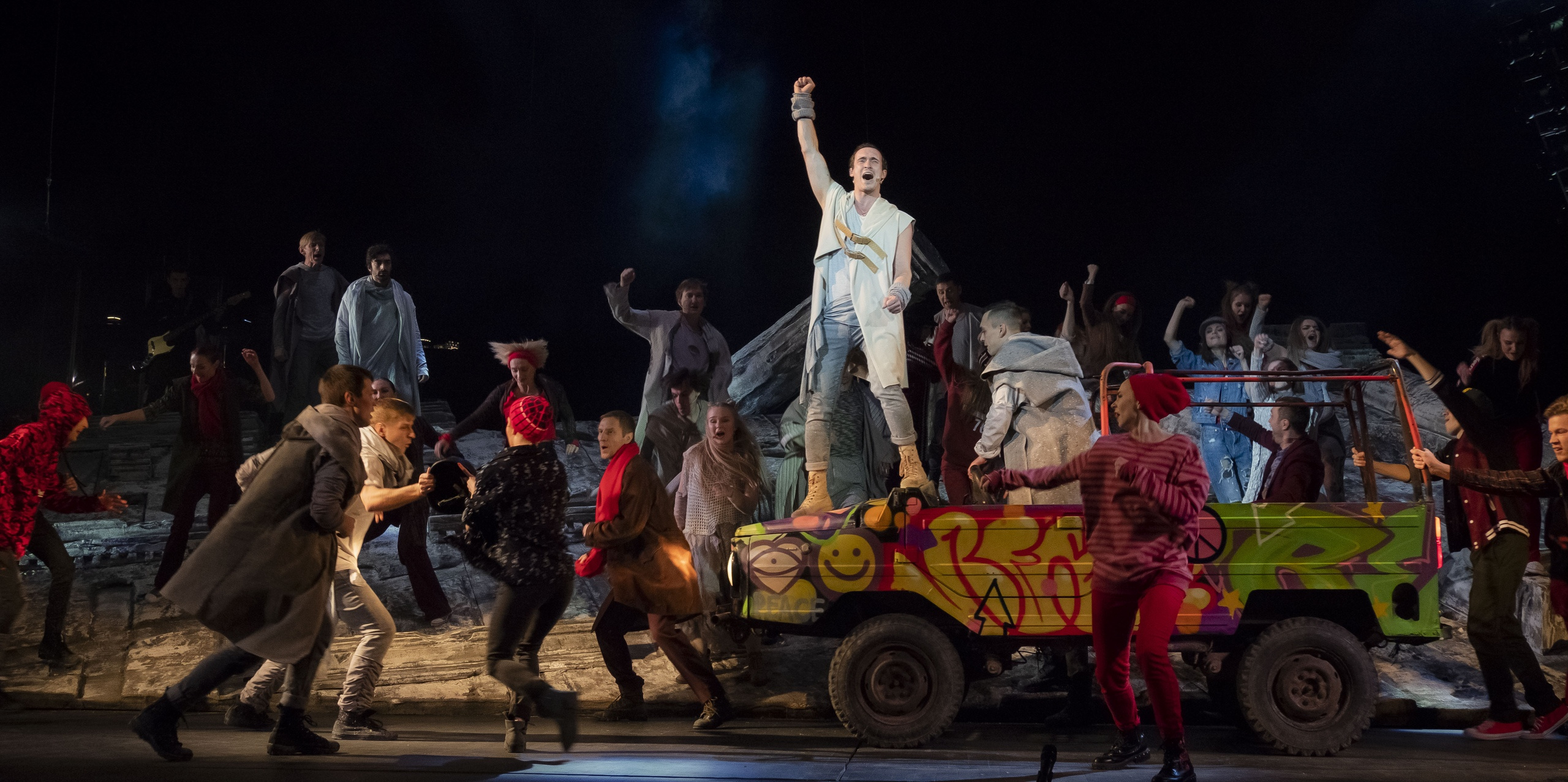 Фрагмент спектакля «Jesus Christ Superstar», который должны были показать в «Театре-Театре» 19 и 20 марта Фрагмент спектакля «Jesus Christ Superstar», который должны были показать в «Театре-Театре» 19 и 20 марта