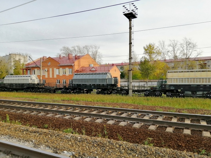 Передвижение поездов с ОЯТ контролирует Минобороны, и вся связанная с ними информация засекречена Передвижение поездов с ОЯТ контролирует Минобороны, и вся связанная с ними информация засекречена