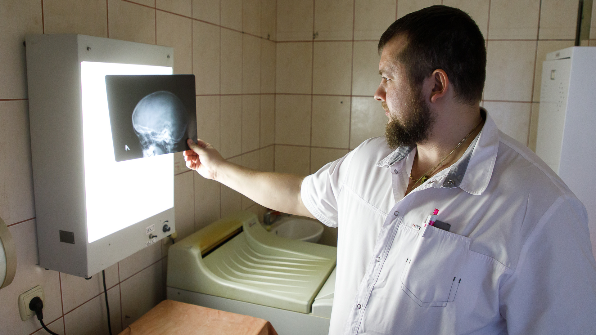 «Все еще в реанимации»: врачи рассказали о состоянии сбитых на севере Волгограда школьников