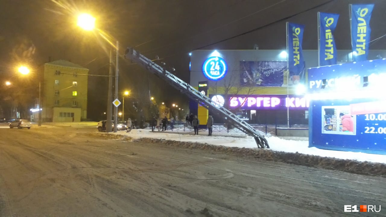 Никто из людей не пострадал Никто из людей не пострадал