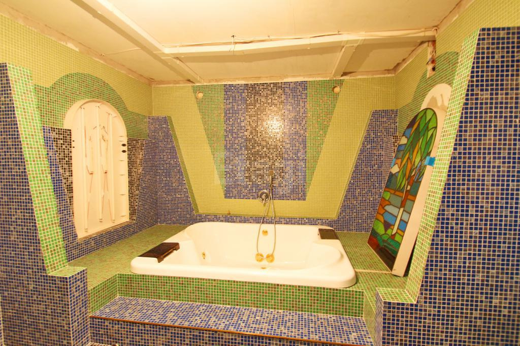Так выглядит ванная комната с джакузи