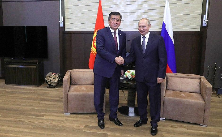 Сооронбай Жээнбеков и Владимир Путин в Сочи, 28 сентября 2020 года<br>