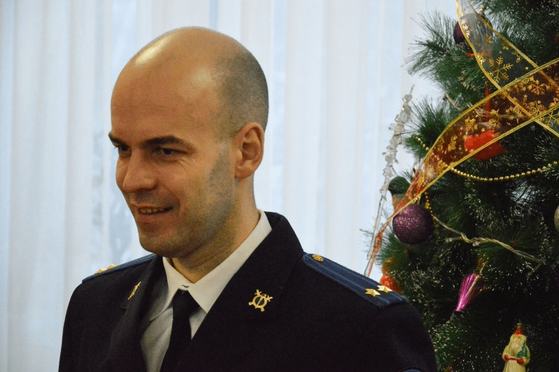 Полковник юстиции Олег Серков закончил службу в 2019 году, на этом фото он еще подполковник