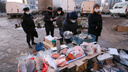 Сёмгу уничтожат: в Архангельске торговец нелегальной рыбой сбежал от проверки, бросив прилавок
