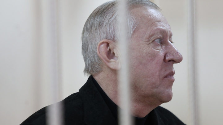 Экс-мэру Челябинска Евгению Тефтелеву вменили получение взяток на 2,5 миллиона рублей