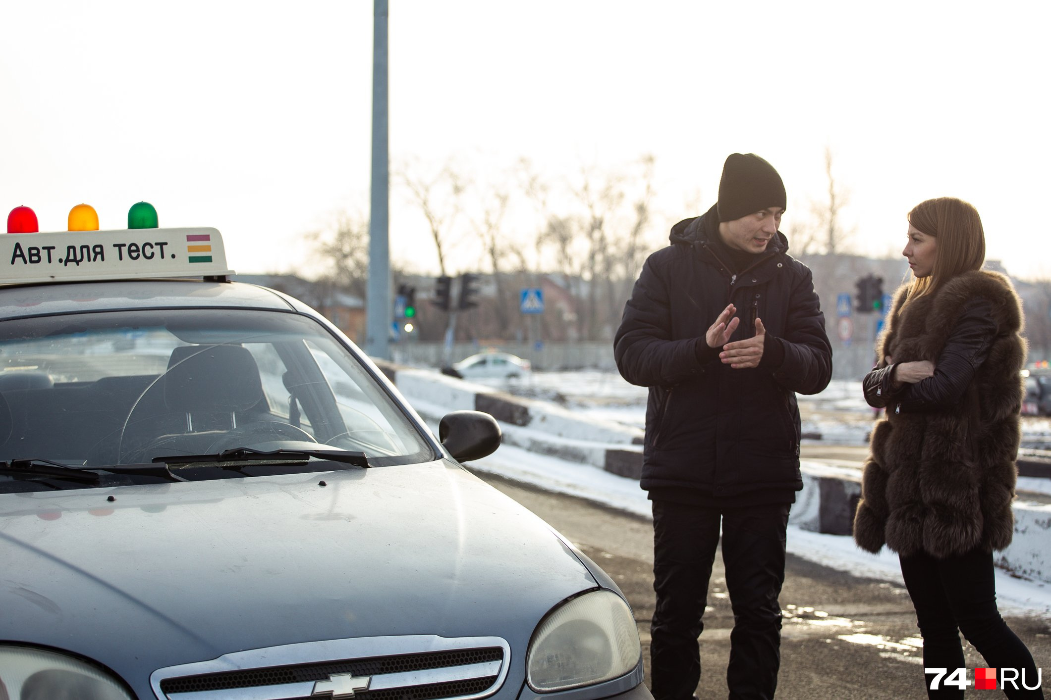 Совсем отказываться от автодрома в школах не хотят. Скорее всего, его оставят как часть внутреннего экзамена, но количество часов на «горках», «змейках» и парковках может уменьшиться