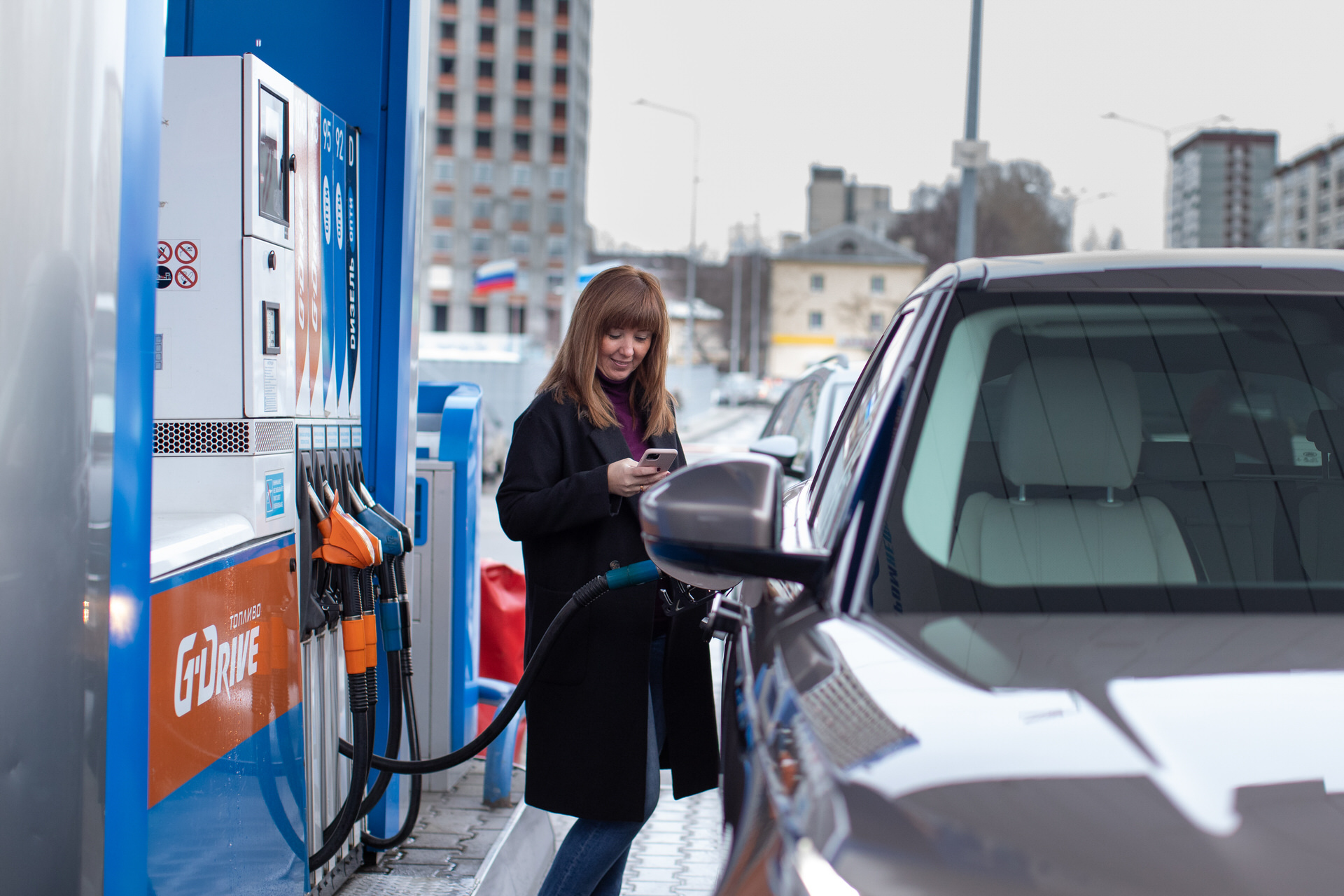 10 000 рублей — ежемесячные траты на топливо