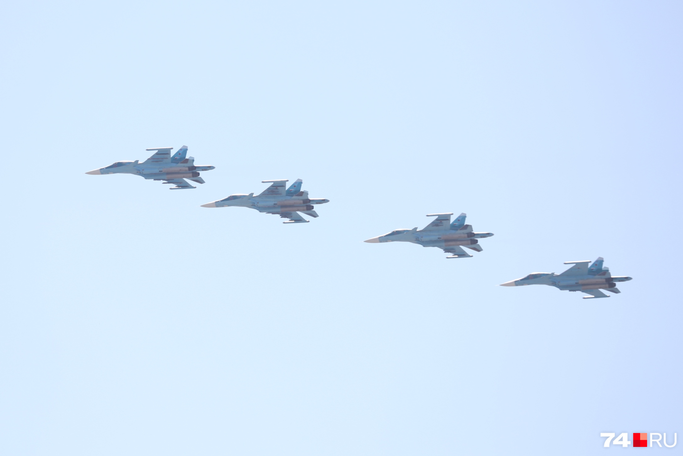 С челябинской авиабазы Шагол Су-34 вылетели ещё в 10 утра С челябинской авиабазы Шагол Су-34 вылетели ещё в 10 утра
