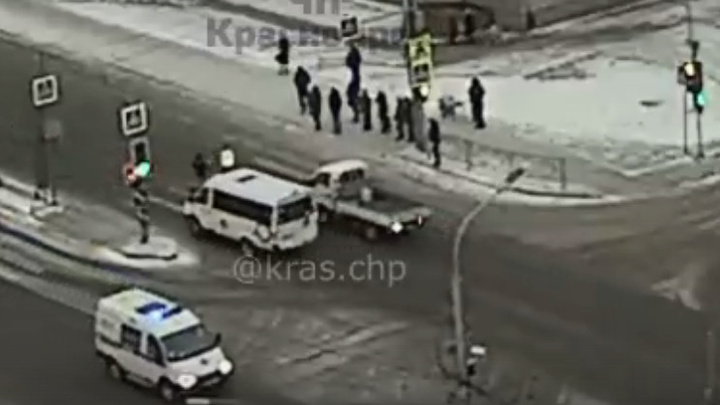Водитель сбил ребенка, вышедшего на дорогу на красный сигнал светофора