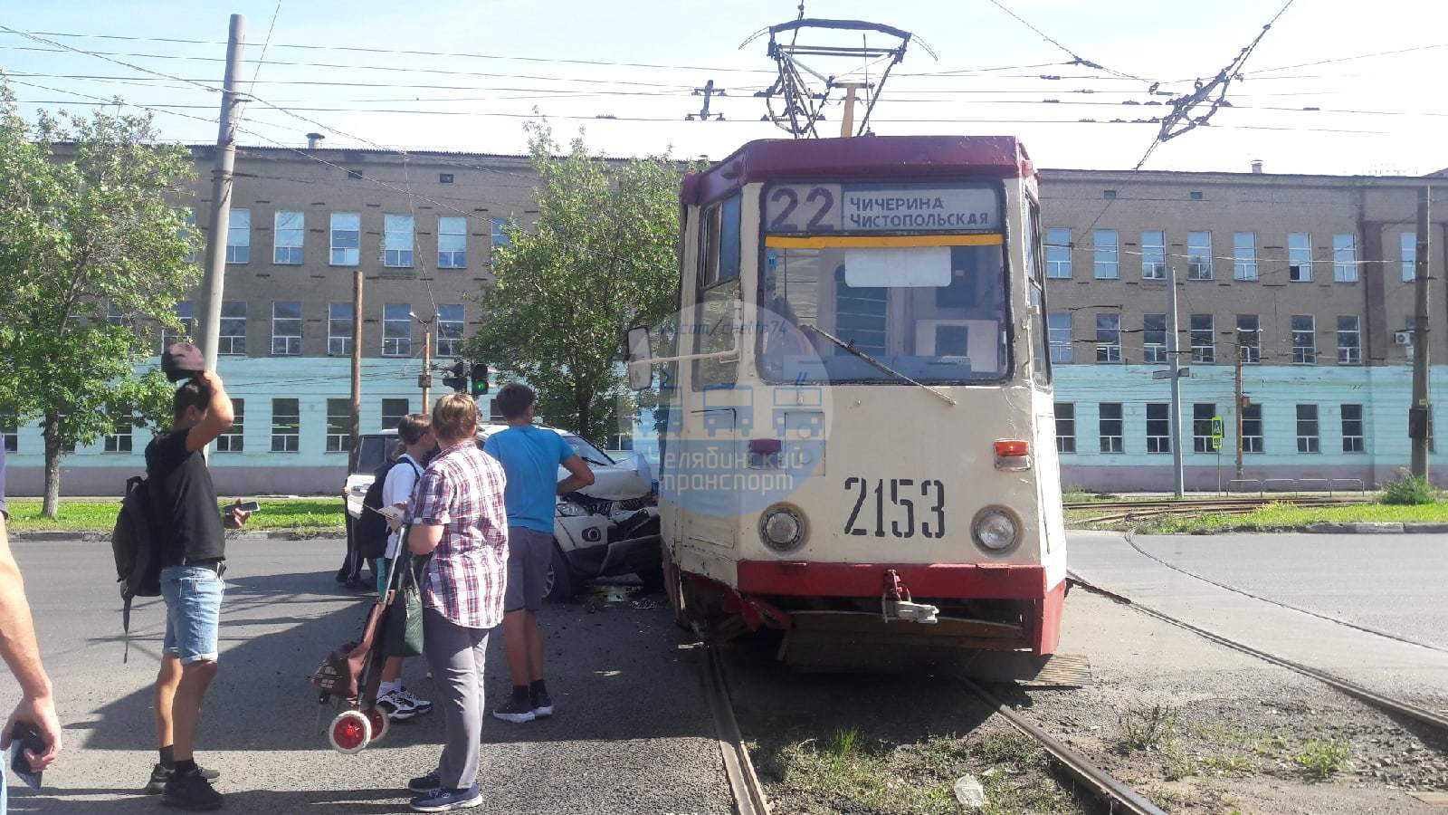 В аварии пострадали трое В аварии пострадали трое