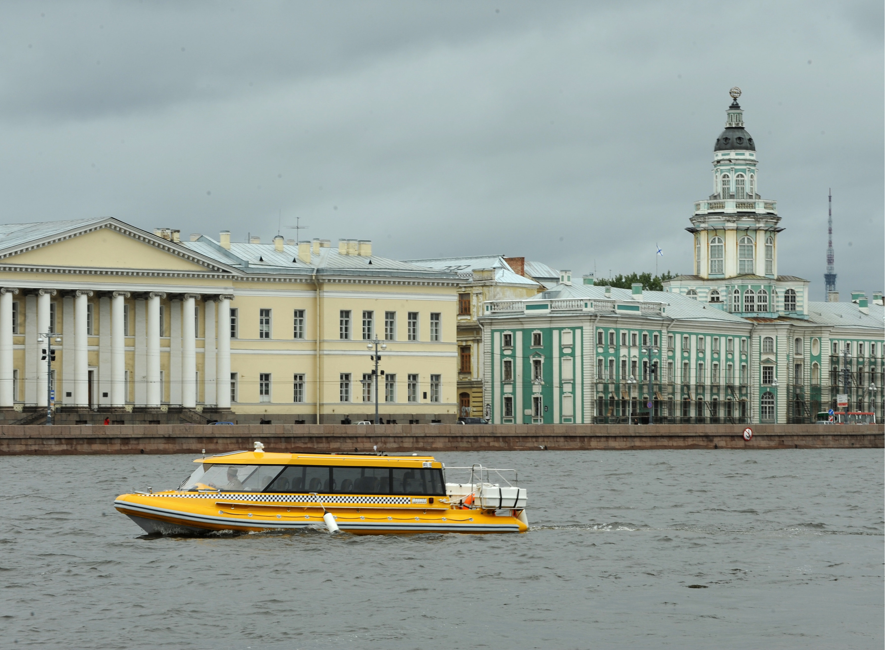 Gett причалил в Петербурге. Заменит ли новое водное такси аквабусы? - 9  сентября 2020 - ФОНТАНКА.ру