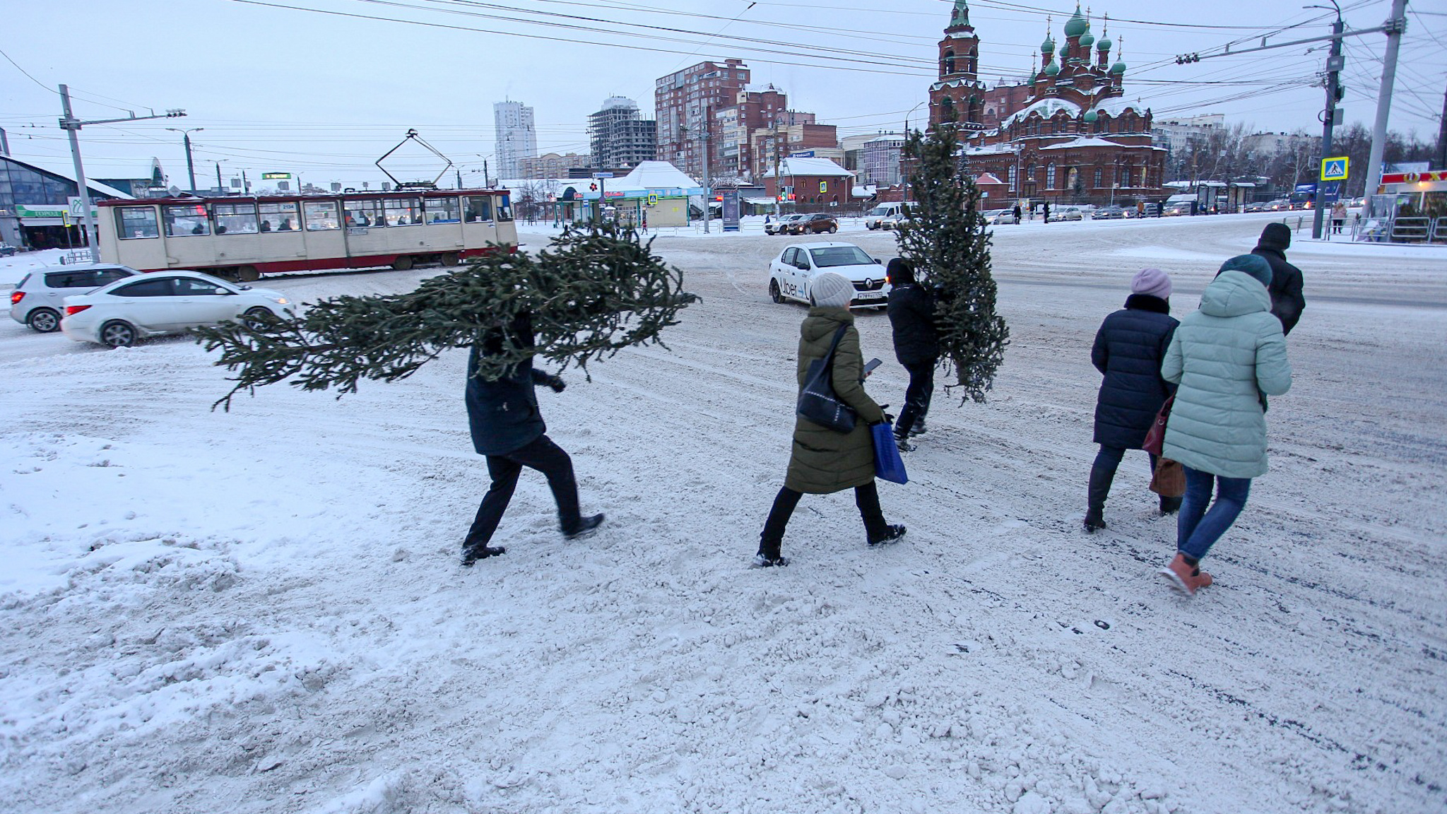 Декабре выпадет снег. Снегопад в Челябинске. Челябинск зимой. Челябинск завалило снегом. Снег на улицах Челябинска.