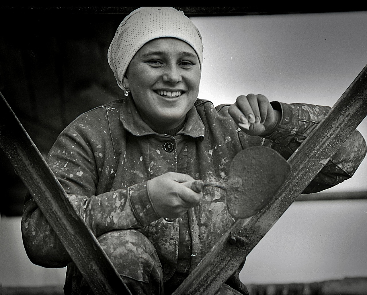 Девушка-строитель, 1975 год