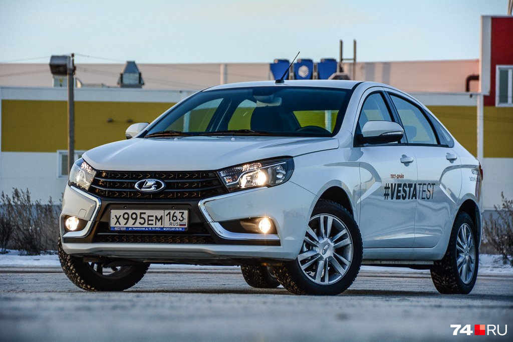 Lada Vesta локализована на 75%, но эксперты допускают, что проблемы могут возникнуть с самыми незначительными компонентами вроде проводов, клемм, электронных блоков и тому подобного Lada Vesta локализована на 75%, но эксперты допускают, что проблемы могут возникнуть с самыми незначительными компонентами вроде проводов, клемм, электронных блоков и тому подобного