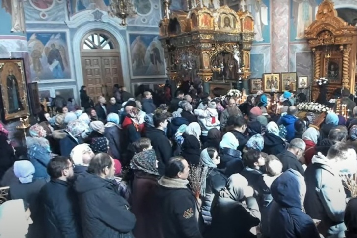 Вот так было в Дивеево в Вербное воскресенье Вот так было в Дивеево в Вербное воскресенье