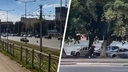 «Летело как пуля»: на Ново-Садовой мужчина поймал оторвавшееся от машины колесо