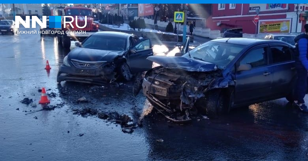 Подслушано в павлове на оке. Авария в Павлово Нижегородской области. ДТП В Павлово Нижегородской. Авария в Нижегородской области г. Павлово. Аварии в городе Павлово Нижегородская область.