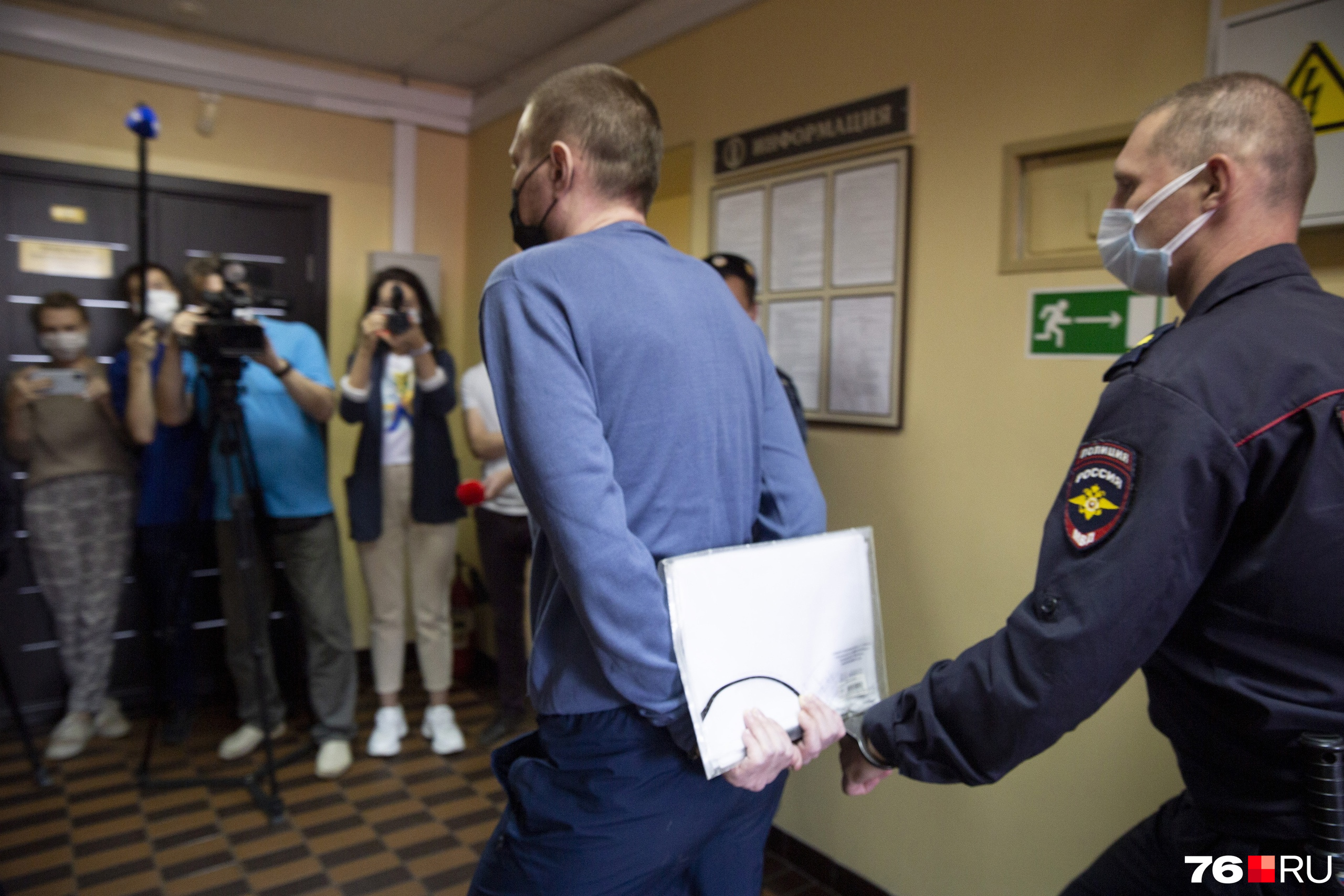 Бадаев попросил учесть тот факт, что Светлана Лазарева продолжила получать муниципальные контракты уже тогда, когда он находился в СИЗО