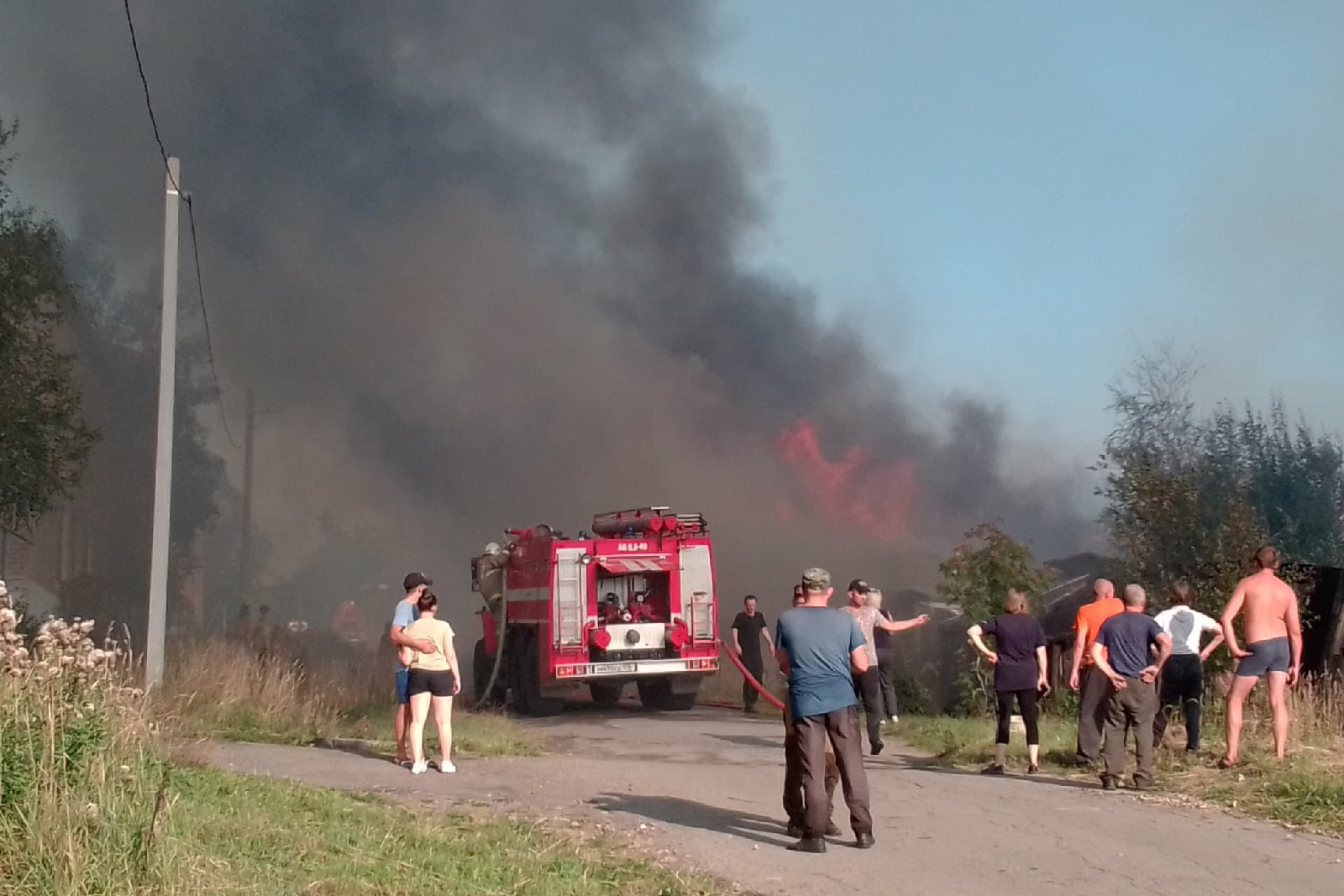 В Прикамье горят сараи 22 августа 2021г - 22 августа 2021 - 59.ру